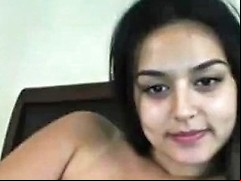 Watch Free Can Anyone Identify This Gorgeous Indian Cam Girl